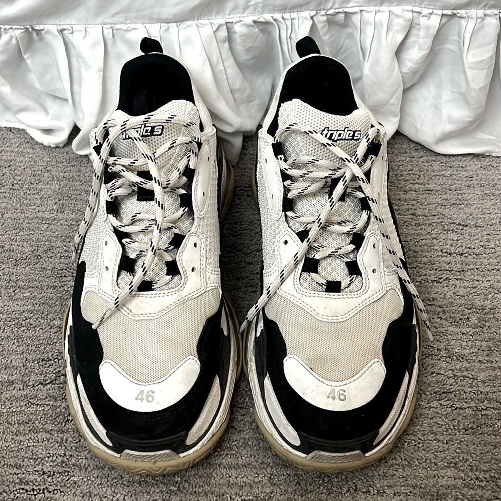 Balenciaga Triple S Sneaker ‘white and black’